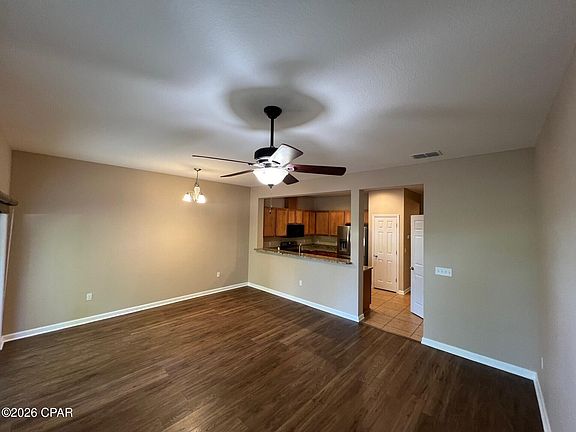 4th image of 227 Sand Oak Blvd
