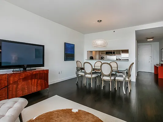 Sold by Sotheby's International Realty | media 12