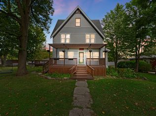 106 N Center St, Gardner, IL 60424