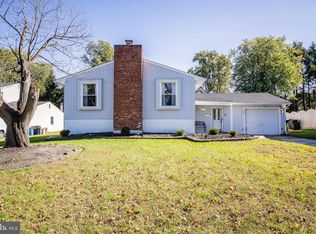 24 Bull Run Rd, Laurel Springs, NJ 08021