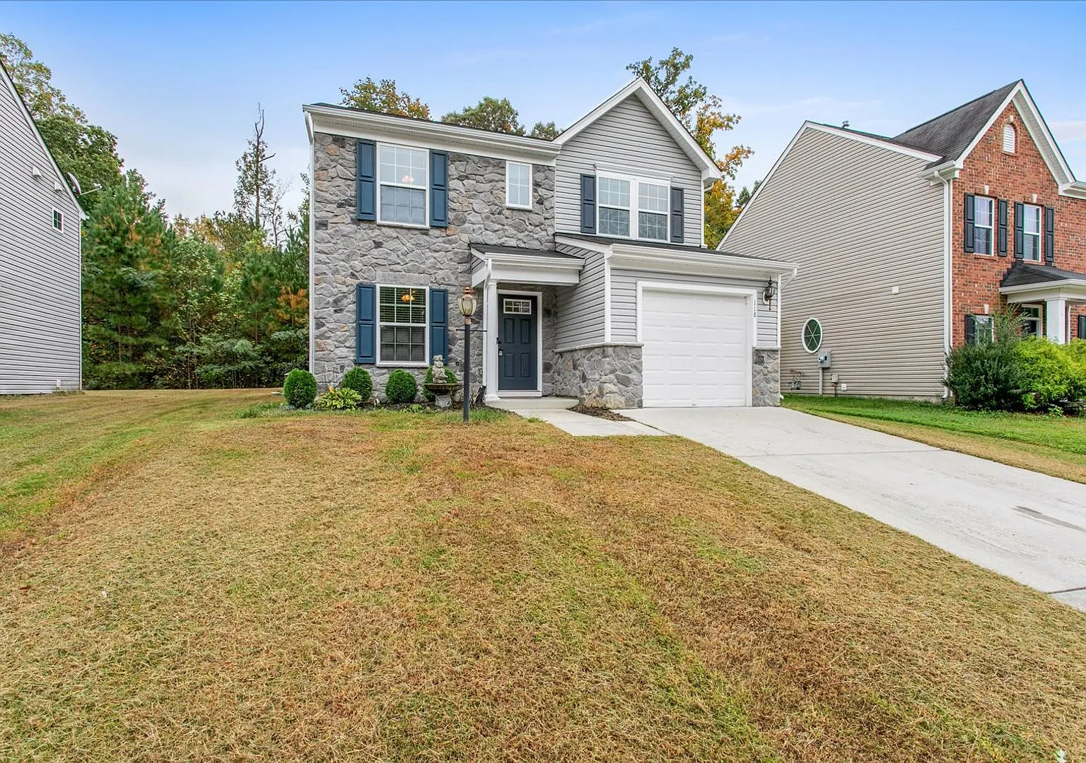 Fresh Paint & Private Wooded Yard in York County! — Photo 3