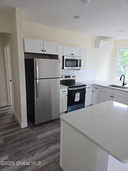 2nd image of 53 Arnold Avenue