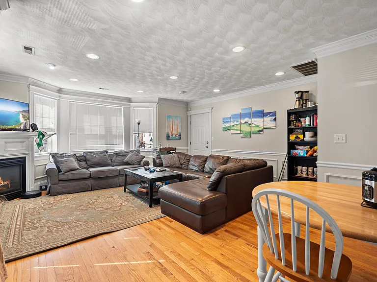 145 Murdock St #2 — Photo 18