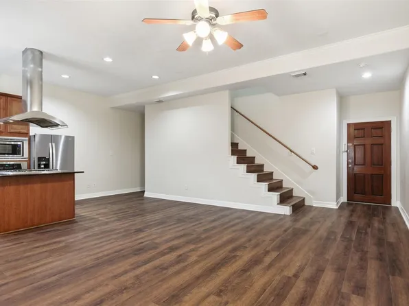 901 McKinney Park Ln, Houston, TX 77003