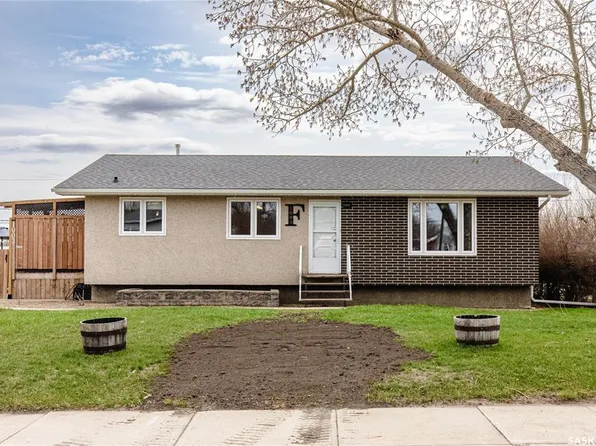 1003 Ominica STREET E, Moose Jaw, SK S6H 0J4