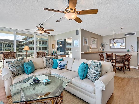 5th image of 3554 Ocean Dr