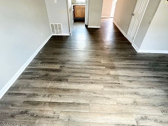 2nd image of 452 Britnie Ct