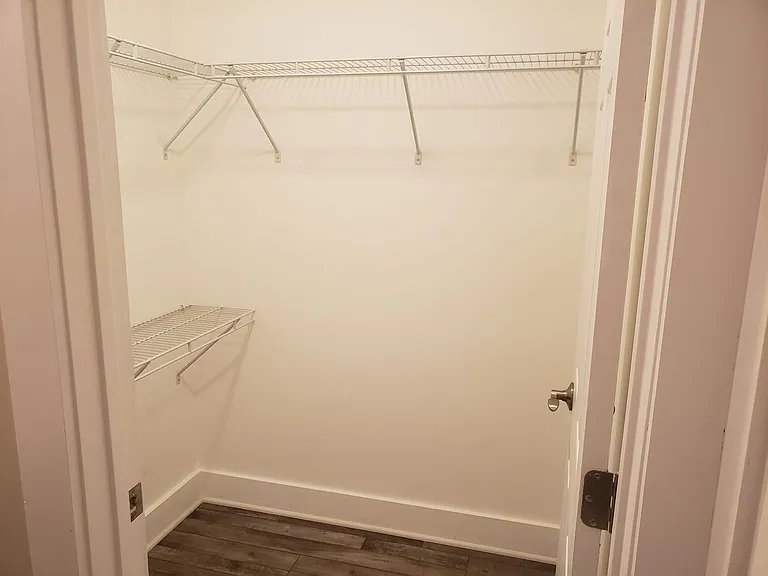 182 Pine Hollow Rd — Photo 11