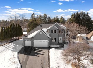 3823 Tessier Trl, Vadnais Heights, MN 55127