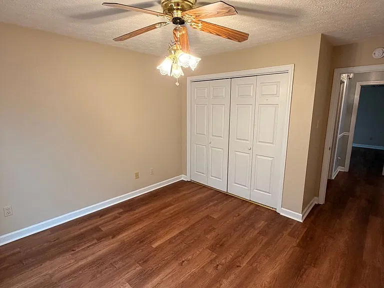 711 Marlin Ln — Photo 28