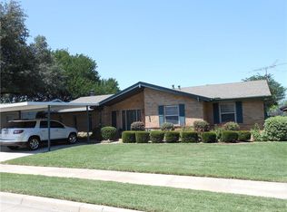 2515 Cloverdale St, Arlington, TX 76010