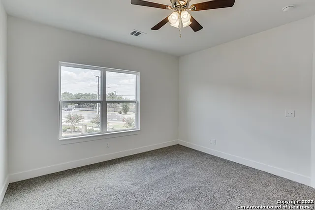 206 Topaz #1502 — Photo 15