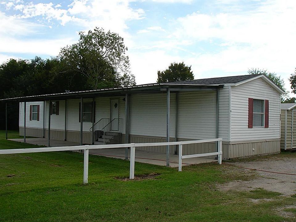 1st image of 4225 Wells Dr #6