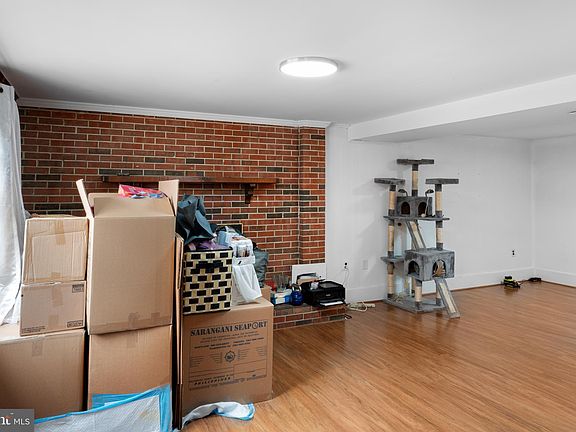 5th image of 14807 Elmwood Dr