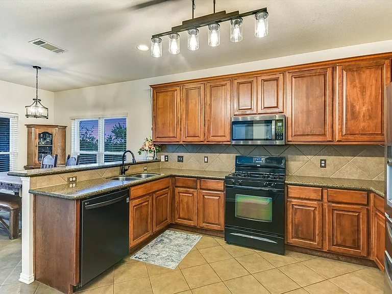 1022 Bretton Woods Dr — Photo 8
