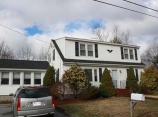42 Sunset Rd, Dracut, MA 01826