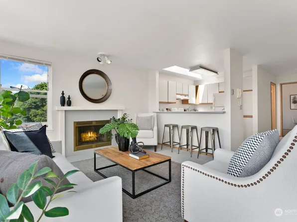 124 SW 154th Street #305, Burien, WA 98166