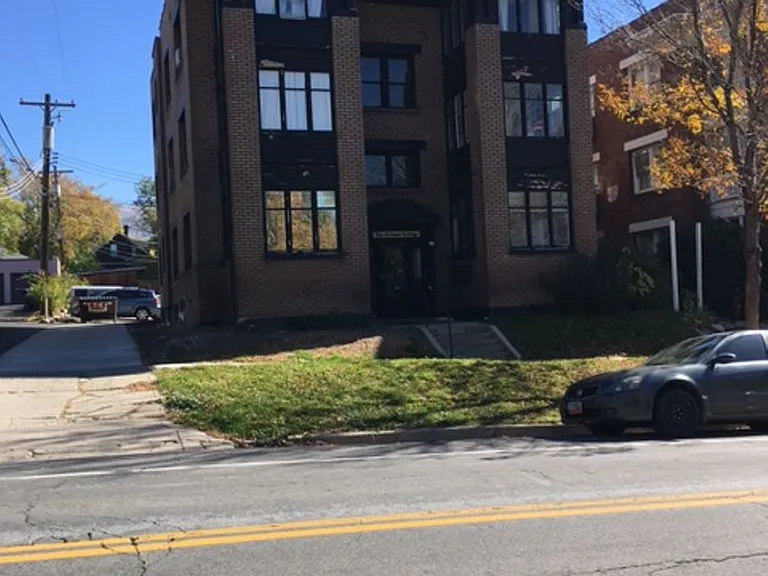 156-162 168 I St — Photo 22