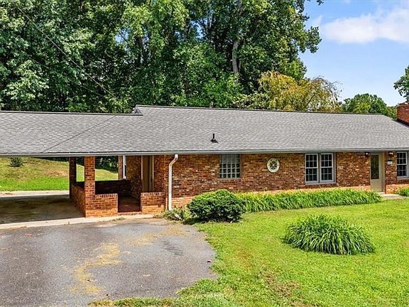 2nd image of 4009 Alonzo Dr
