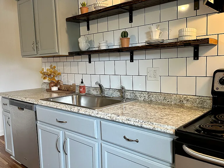 2246 Kirby Rd #3 — Photo 4