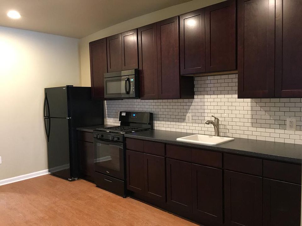 1st image of 113 E Coulter St