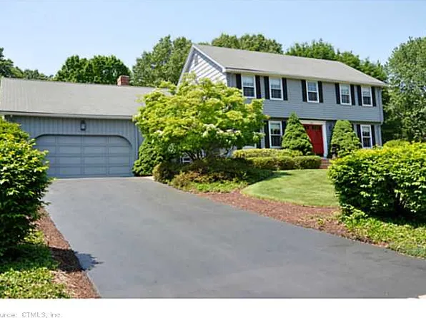 105 Montowese Trl, Wallingford, CT 06492