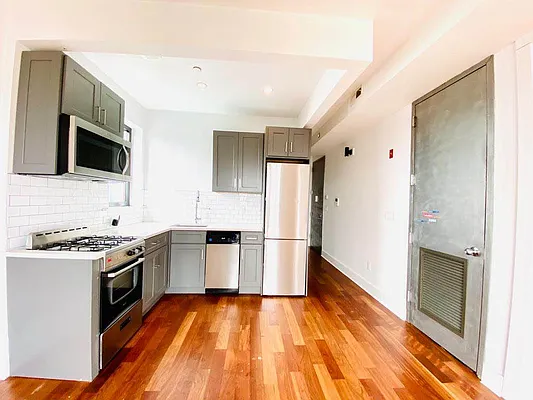 Rented by Blue Egg Realty Corp | media 18