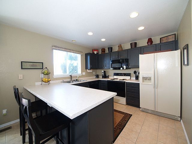 2nd image of 8762 Katherine Ct