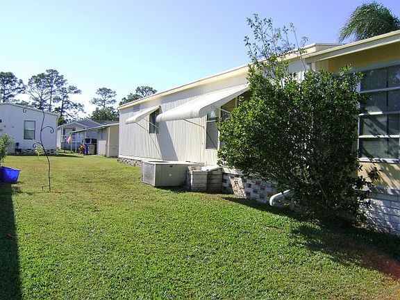 5th image of 359 Heritage Blvd