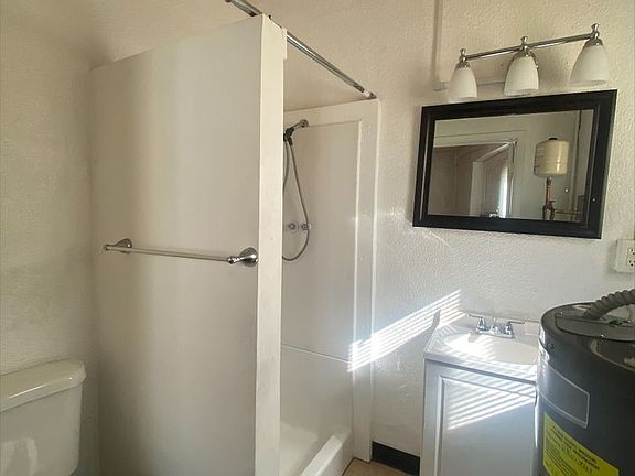 3rd image of 9982 S Broadway APT 1R