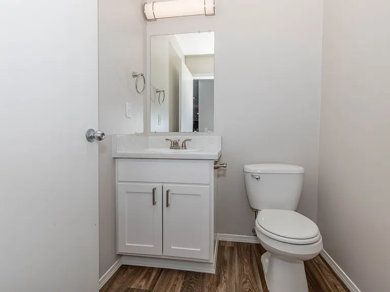 Kensington Townhomes — Photo 19