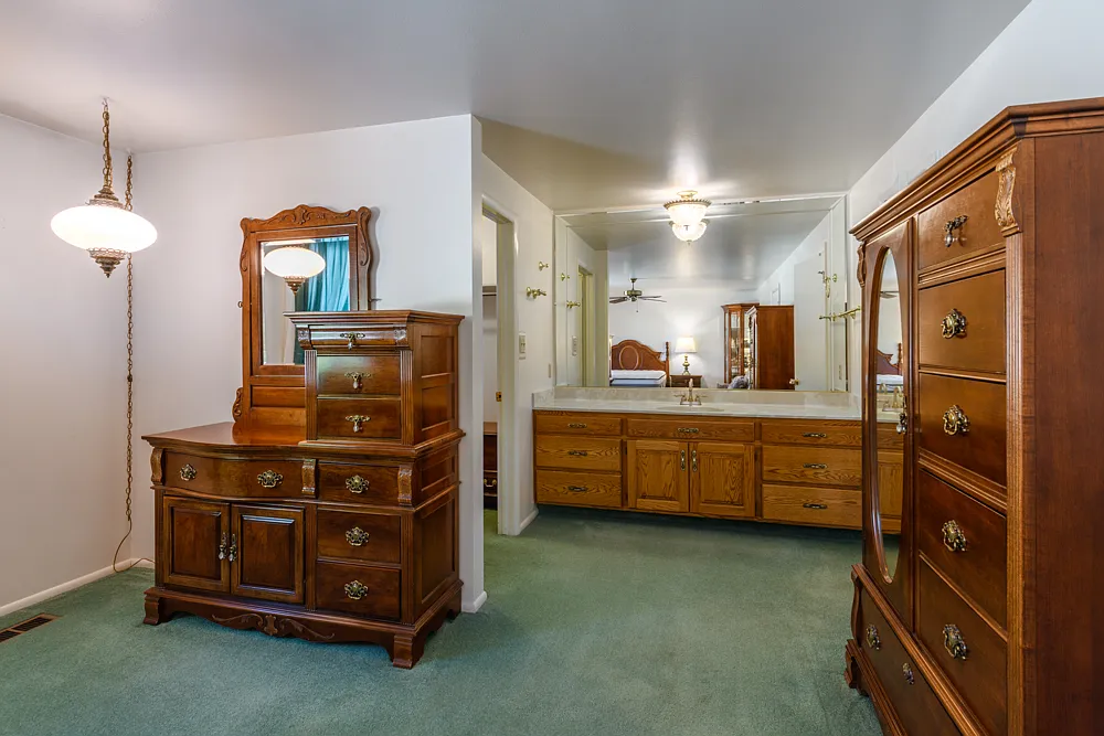 1 bed, 300 sqft, $800 — Photo 3