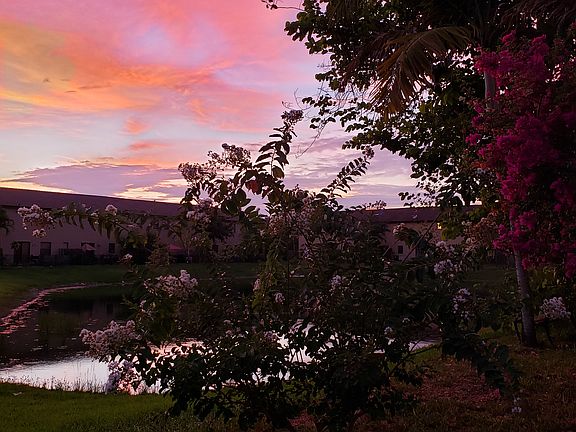 Beautiful sunsets by the lake