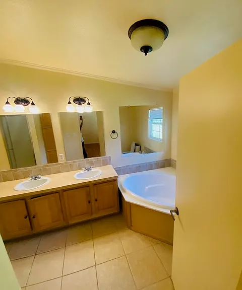 480 Private Road 948 — Photo 23