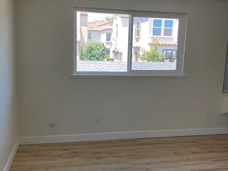 5407 Oxford Dr — Photo 5