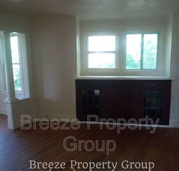 228 Langdon St — Photo 11