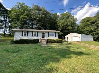 2748 Lodge Hall Rd, Bowling Green, KY 42101