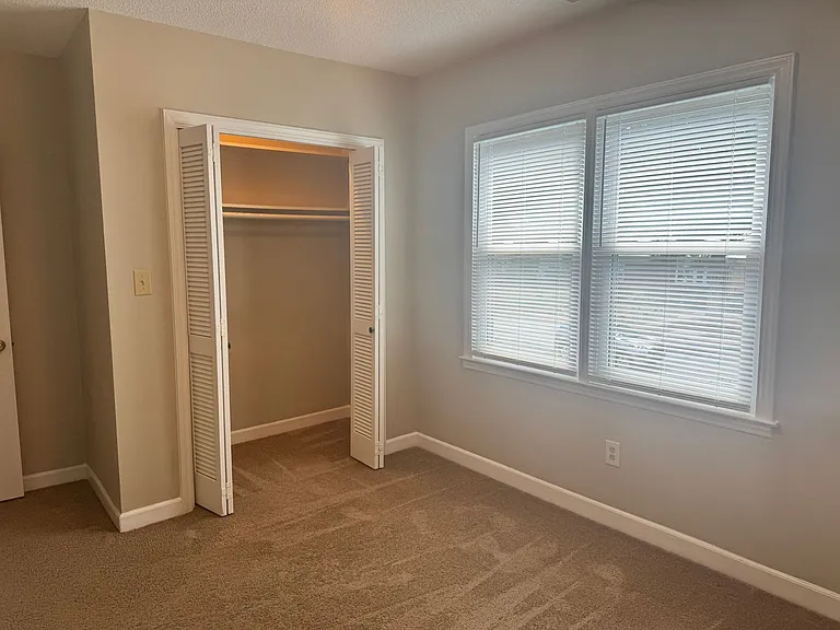 744 Crescent Dr #3 — Photo 18