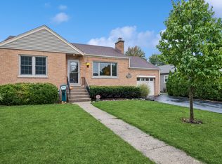406 Lincoln Ave, Downers Grove, IL 60515