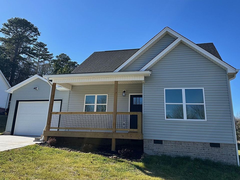 1st image of 102 Savannah Cv