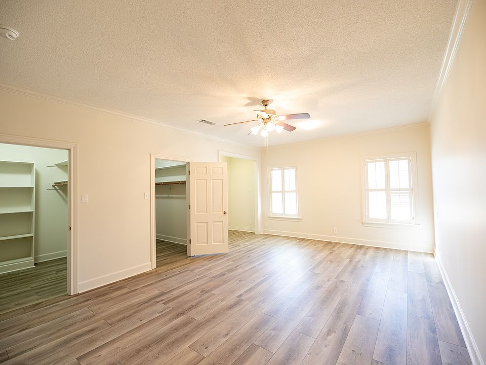 3709A-HOLLY-HILL-Bedroom-Main
