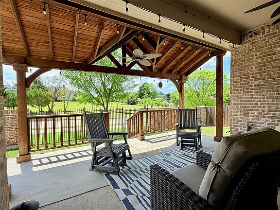 3rd image of 6510 Loire Valley Dr