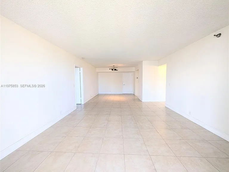 3300 NE 191st St #1208 — Photo 6