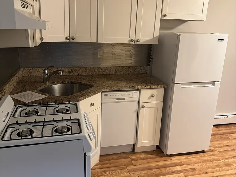 21 Sheafe St #8 — Photo 22