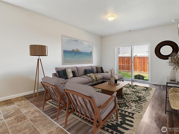 4th image of 19218 18th Avenue Ct E