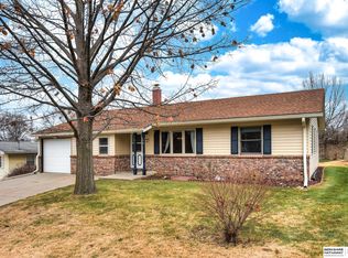 16 Virginia Hills Rd, Council Bluffs, IA 51503