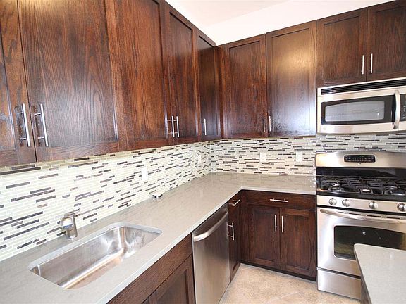 5th image of 90 Bay Street Lndg APT 4D