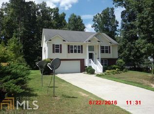 1430 Cannon Ct, Oxford, GA 30054