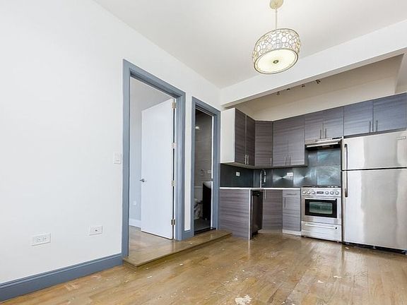 3rd image of 310 E 25th St APT 5D