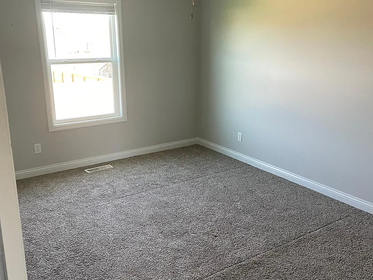 Meriadoc Ln — Photo 17